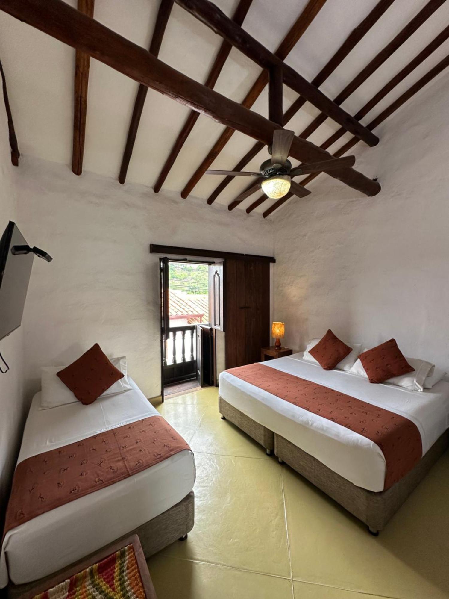 Hotel Hicasua Y Centro De Convenciones Barichara Ngoại thất bức ảnh